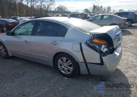 2010 Nissan Altima 2.5 S z USA, uszkodzony, nr VIN 1N4AL2APXAN466869